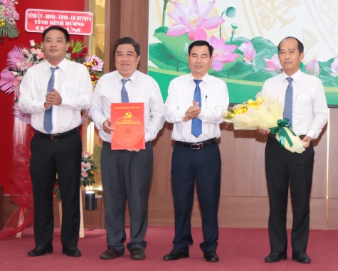 Công bố Quyết định thành lập phường Lái Thiêu